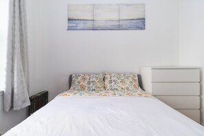 1-Bedroom1(3)