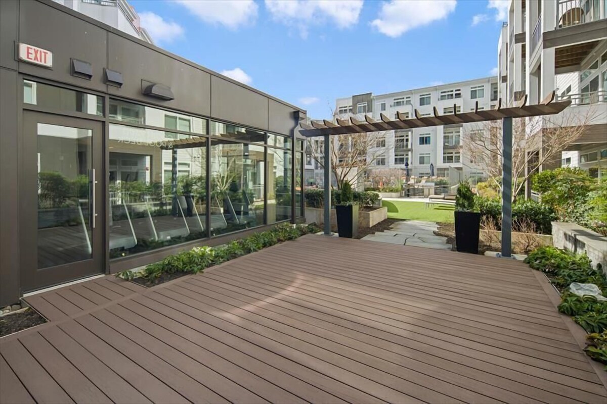 Fireplace Lounge, Pool & Fitness Center | Near Lake Fairfax Park