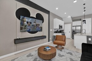 7518 Sunflower Circle (4).jpg