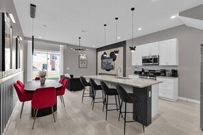 7518 Sunflower Circle (6).jpg