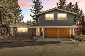 This newly renovated 3-bedroom, 2 full bath home sweet home has everything you need to make your vacation relaxing and memorable.