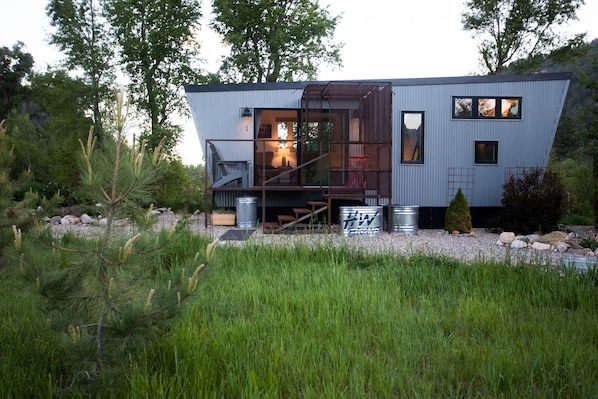 Adorable, modern container type tiny home in the mountains
