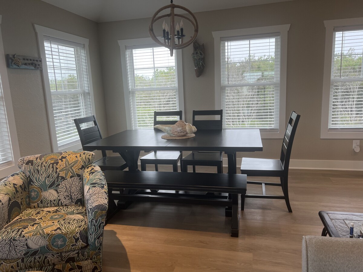 Salty Mermaid Lodge: Newly built 2023, Panoramic views, 4X4 area