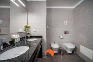 Bain