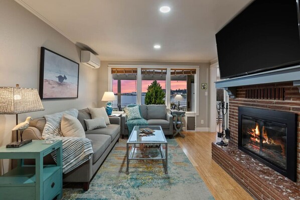 This cozy living room is perfect for relaxing after a long day!
