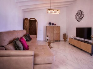 Propriété, Meubles, Canapé, Confort, Éclairage, Design Intérieur, Bois, Salon, Sol, Sol