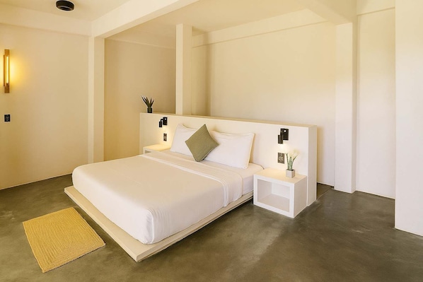 Master Bedroom With King Size Bed, AC in Bedroom Private terrace Start Your Relaxation Journey @casa.leah Puerto Escondido.