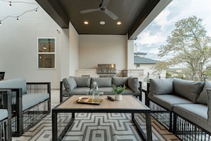 Outdoor Living Space - Walker Luxury Vacation Rentals