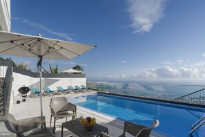 The Beaufiful Private Swimming Pool And Amazing Views Over Funchal And The Sea Of Monte White House Villa In Madeira By Ourmadeira