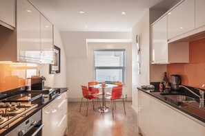 Kitchen 9589