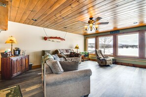 Downstairs Living Room | Mountain & Lake Views