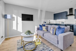 Living Room / Lounge