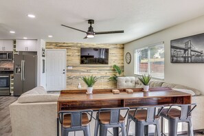 Dining Area | Dishware/Flatware | Trash Bags/Paper Towels