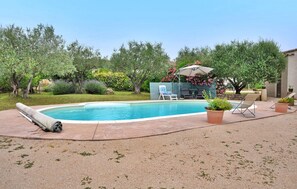 pool