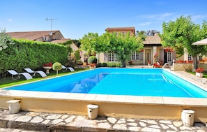 pool