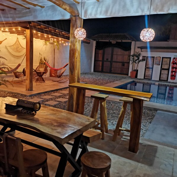 Outdoor dining