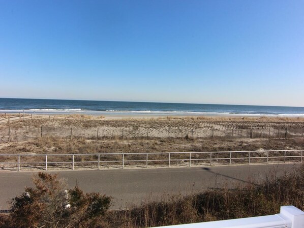 Strand