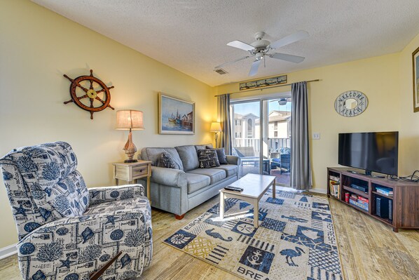 North Myrtle Beach Vacation Rental | 2BR | 2BA | 980 Sq Ft | Stairs Required