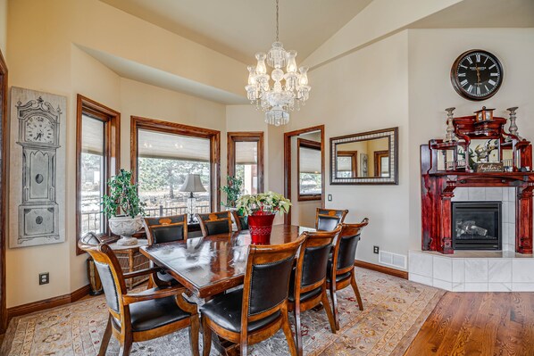Colorado Springs Vacation Rental | 4BR | 4BA | 5,700 Sq Ft | Stairs Required