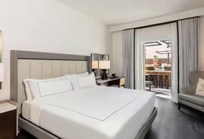 Unit with 1 King bed