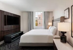 Unit with 1 King bed