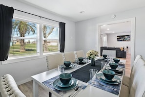 Create Memories - Book Your Stay!
→ Dining table that seats 8
→ Children's dinnerware
→ Wine glasses, plates, bowls, full set of dinnerware