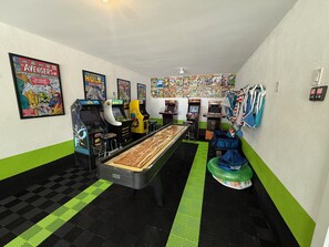 Spielezimmer
