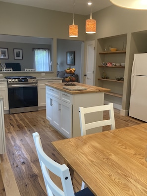 opposite view kitchen