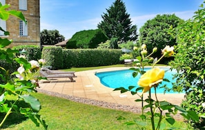 pool