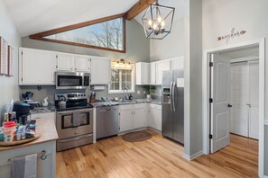 Fully Stocked Kitchen