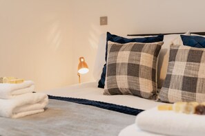 The Bedroom: drift off into a peaceful sleep or simply unwind and read a good book with the handy reading light.