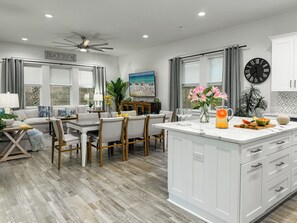 Open floor concept that is perfect for large groups!