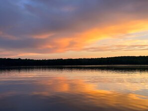 Lake Views - Grab a cup of coffee and enjoy beautiful sunrises coming up over the lake.