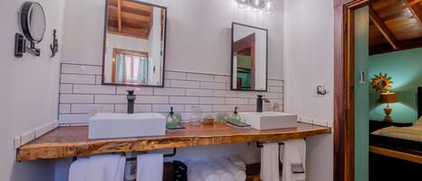Master Bathroom (1)