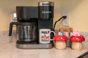 Kaffee und/oder Kaffeemaschine