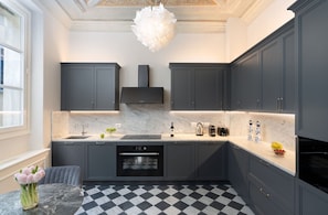 Autumn, Kitchen, Spring, Summer