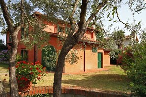 Activities, Building Exterior, Main Entrance, Spring, Summer