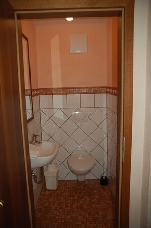 2. WC