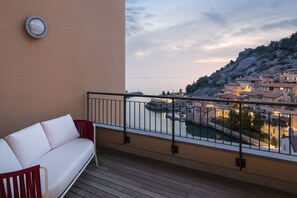 Portopiccolo Apartments - Perla nel Borgo