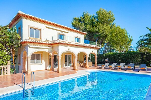 Villa Delfino image