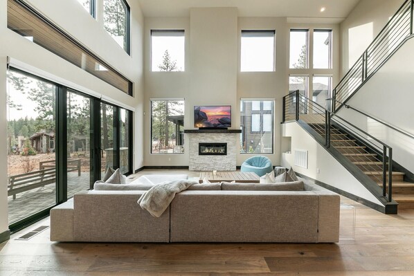 1022420Modane20Pl20Truckee20CA209616120USA-008-013-Interior-MLS_Size