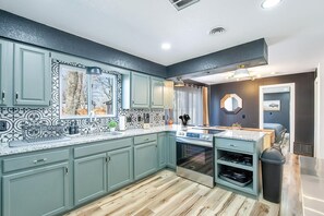 Private kitchen
