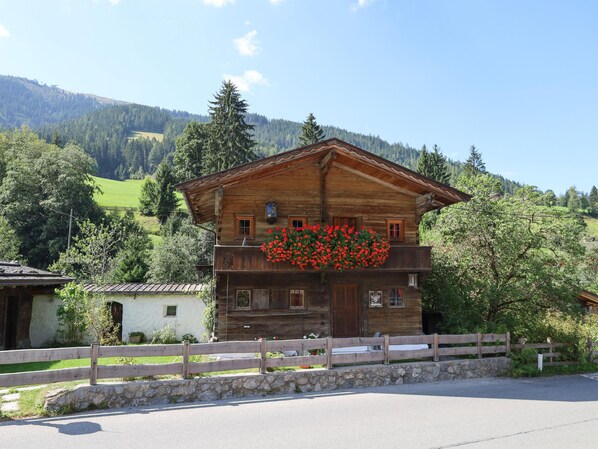 Holiday Home Exterior [summer]