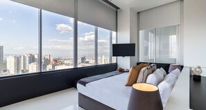 El mobiliario, la decoración y los servicios pueden variar ligeramente.