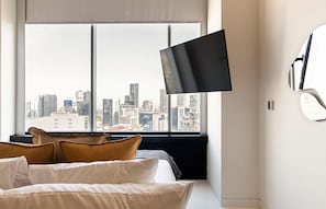 El mobiliario, la decoración y los servicios pueden variar ligeramente.