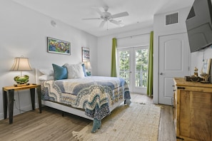 Hotel Pass Christian Jr Suite 303
