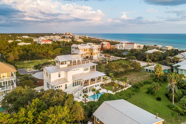 Stunning escape on the Emerald Coast.