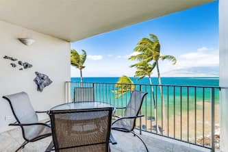 Royal Mauian 607: Oceanfront Serenity Awaits in This Amazing Condo! - With A/C
