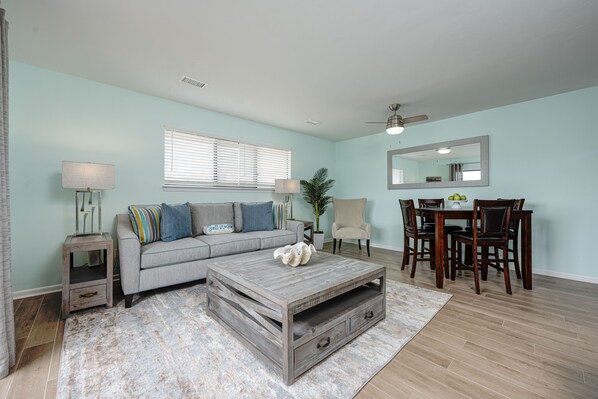 64 Cross Creek Rd-Unit 8-LoRes-22