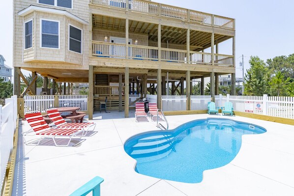 Private Pool